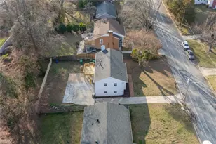 1406 Chatham Dr, High Point, NC 27265 - Photo 44