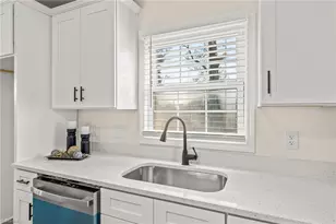 1406 Chatham Dr, High Point, NC 27265 - Photo 12