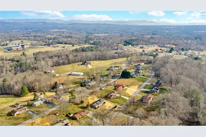 376 Northwood Hills Road, North Wilkesboro, NC 28659 - Photo 8