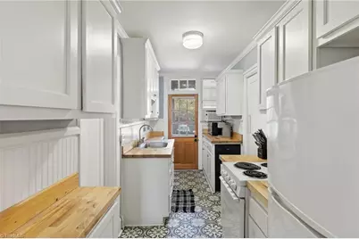 1013 N Elm Street #A2, Greensboro, NC 27401 - Photo 14