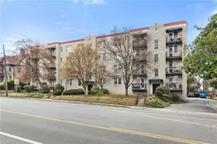 1013 N Elm St, Greensboro, NC 27401 - Photo 2