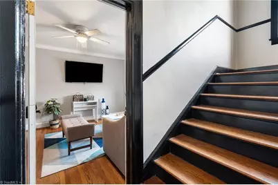 1013 N Elm Street #B6, Greensboro, NC 27401 - Photo 8