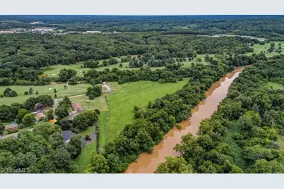 414 Lynrock Street, Eden, NC 27288 - Photo 50