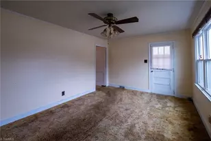 4319 Hicone Rd, Greensboro, NC 27405 - Photo 20