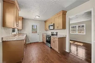 1831 Bantry Trl, Kernersville, NC 27284 - Photo 4