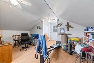 3910 Waterton Rd, Summerfield, NC 27358 - Photo 32