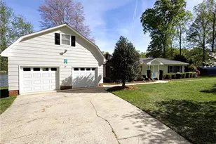 3910 Waterton Rd, Summerfield, NC 27358 - Photo 30