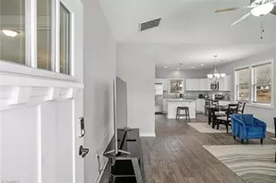 444 Weatherly St, Ramseur, NC 27316 - Photo 4