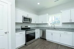 559 Pinnix Rd, Burlington, NC 27217 - Photo 4