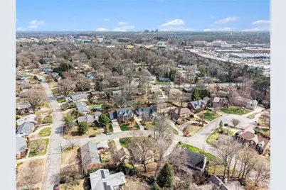 2902 Crossfield Drive, Greensboro, NC 27408 - Photo 48