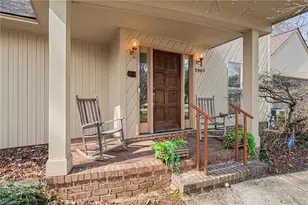 2902 Crossfield Dr, Greensboro, NC 27408 - Photo 6