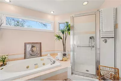 2902 Crossfield Drive, Greensboro, NC 27408 - Photo 34