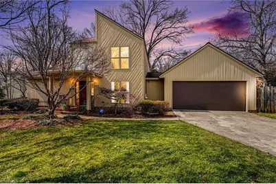 2902 Crossfield Drive, Greensboro, NC 27408 - Photo 2