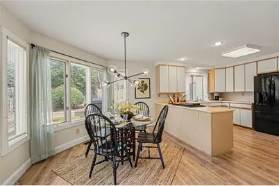 2902 Crossfield Drive, Greensboro, NC 27408 - Photo 16