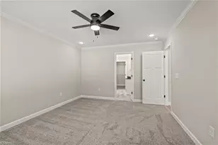 134 Hewes St, Winston-Salem, NC 27103 - Photo 12