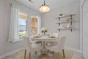 19 Milpond Ln, Greensboro, NC 27455 - Photo 4