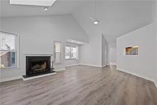 19 Milpond Ln, Greensboro, NC 27455 - Photo 6