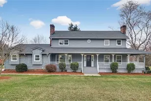 1516 Country Ln, Kernersville, NC 27284 - Photo 2