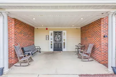 4702 Brighton Park Drive #3D, Winston-Salem, NC 27103 - Photo 2