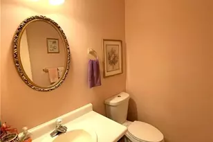 5901 Spanish Oak Dr, Greensboro, NC 27409 - Photo 10