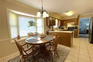 5901 Spanish Oak Dr, Greensboro, NC 27409 - Photo 8