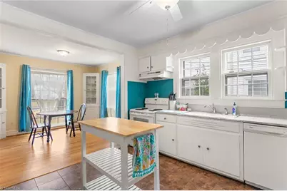 218 Rolling Road, Burlington, NC 27217 - Photo 8