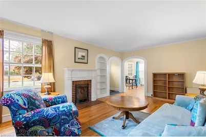 218 Rolling Road, Burlington, NC 27217 - Photo 2