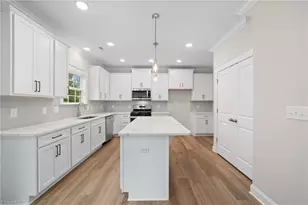 110 Vine Maple Ct, King, NC 27021 - Photo 12