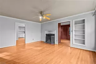 2102 Cleburne St, Greensboro, NC 27408 - Photo 2