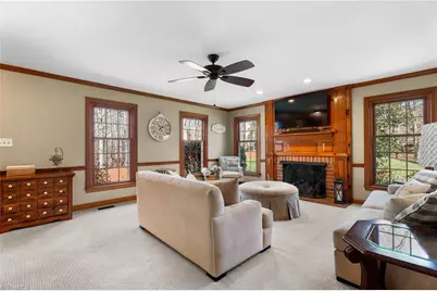 3990 Walnut Hills Drive, Winston-Salem, NC 27106 - Photo 4