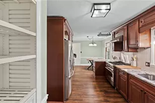 2045 Westover Terrace, Burlington, NC 27215 - Photo 14