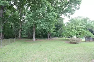 429 Mendenhall Dr, Winston-Salem, NC 27127 - Photo 6