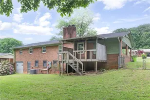 429 Mendenhall Dr, Winston-Salem, NC 27127 - Photo 10