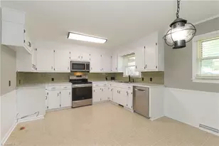 429 Mendenhall Dr, Winston-Salem, NC 27127 - Photo 16