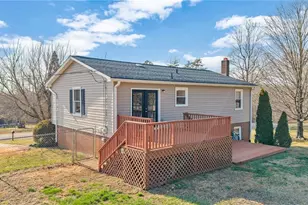 166 Lynnewood Dr, Mount Airy, NC 27030 - Photo 6