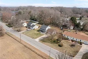 111 Truitt Dr, Elon, NC 27244 - Photo 6