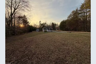 1202 Farm Road, Pilot Mountain, NC 27041 - Photo 42