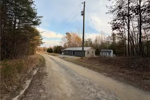 1202 Farm Rd, Pilot Mountain, NC 27041 - Photo 28