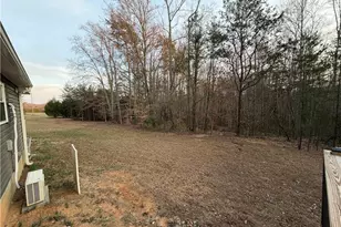 1202 Farm Rd, Pilot Mountain, NC 27041 - Photo 34