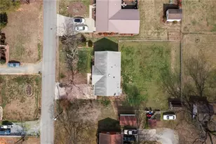 1714 Fairview St, Burlington, NC 27215 - Photo 16