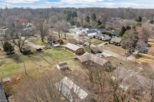 1714 Fairview St, Burlington, NC 27215 - Photo 12