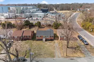 1702 Eastwood Ave, Greensboro, NC 27401 - Photo 20