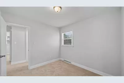 1702 Eastwood Avenue, Greensboro, NC 27401 - Photo 12