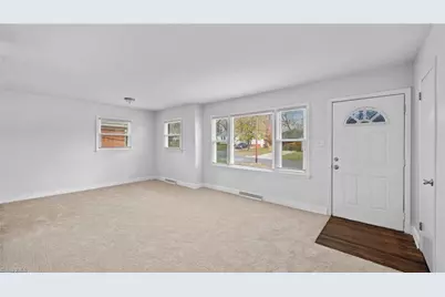 1702 Eastwood Avenue, Greensboro, NC 27401 - Photo 8