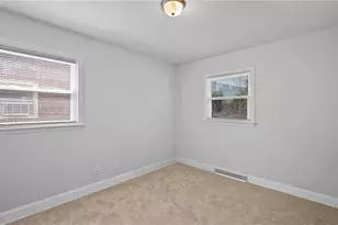 1702 Eastwood Ave, Greensboro, NC 27401 - Photo 16