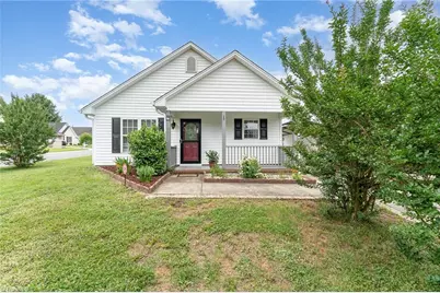 606 Arden Street, Burlington, NC 27215 - Photo 2