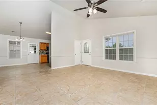 606 Arden St, Burlington, NC 27215 - Photo 6