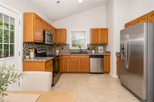 606 Arden St, Burlington, NC 27215 - Photo 12