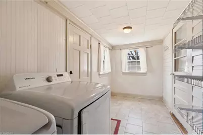 505 W Decatur Street, Madison, NC 27025 - Photo 30