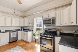 505 W Decatur St, Madison, NC 27025 - Photo 22